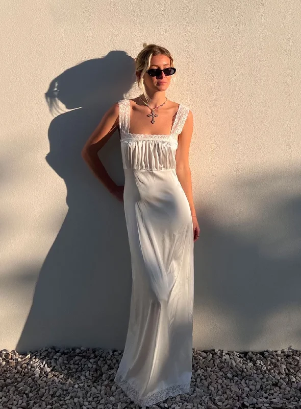 Ballerina Vintage Maxi Dress Porcelain Elegant Boho Maxi Dress