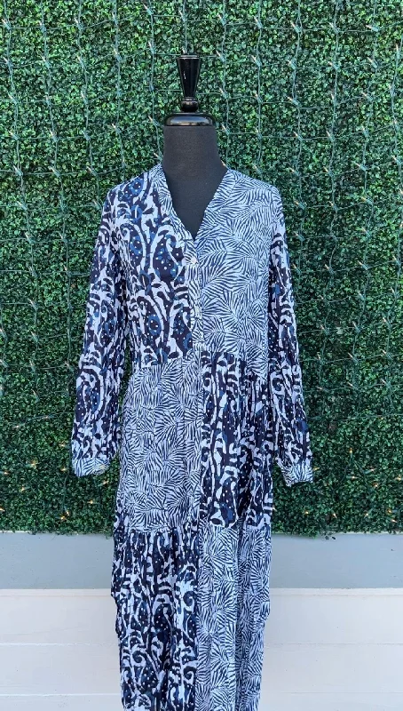 LIA Mix Maxi Dress Cozy Maxi Dress with Slit