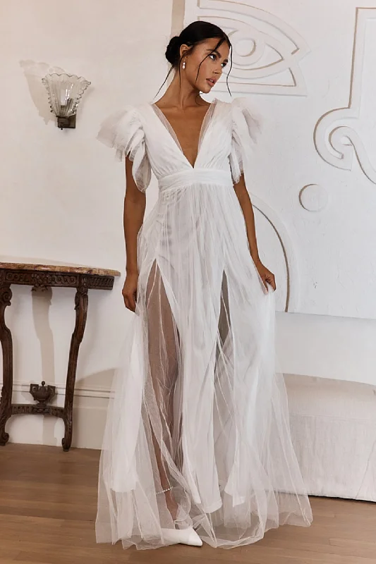 Heaven's Love Deep V-Neck Tulle Maxi Dress White Elegant Maxi Dress with Pockets