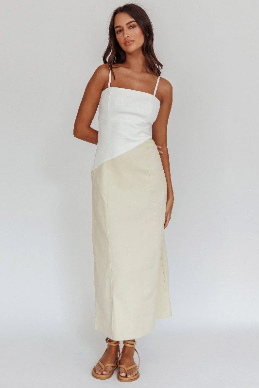 Irelia Contrast Maxi Dress White Classic V-Neck Maxi Dress