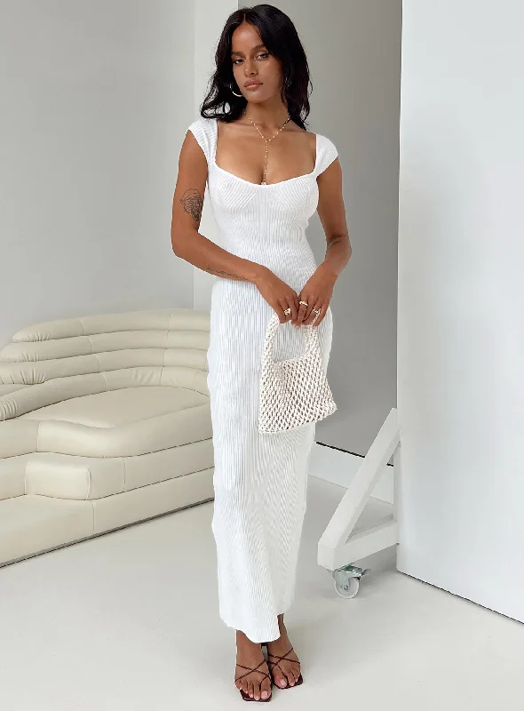 Larissa Maxi Dress White Comfortable Plunging Neckline Maxi Dress