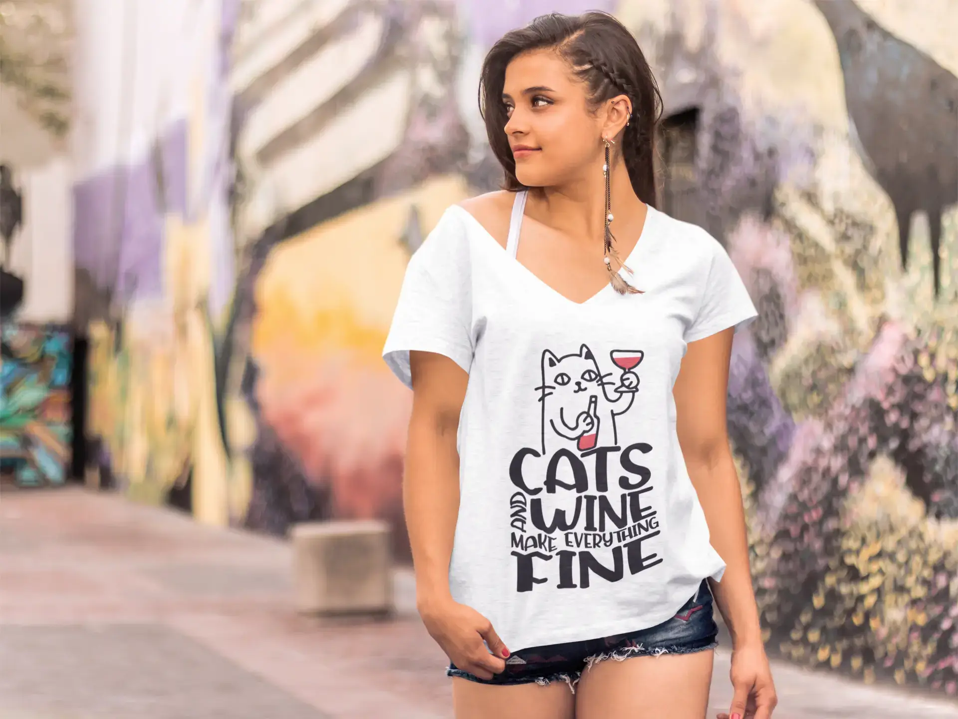 ULTRABASIC Women's T-Shirt Cats and Wine Make Everything Fine - Funny Kitten Shirt for Cat Lovers Mesh Canvas Denim ULTRABASIC Women's T-Shirt Cats and Wine Make Everything Fine - Funny Kitten Shirt for Cat Lovers Mesh Canvas Denim
