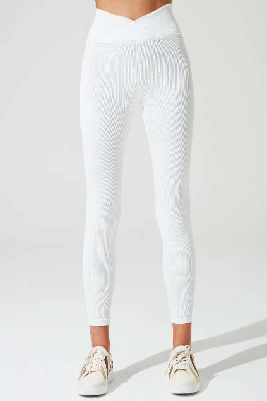 V Waist Ribbed Legging - White Trendy High-Compression Leggings