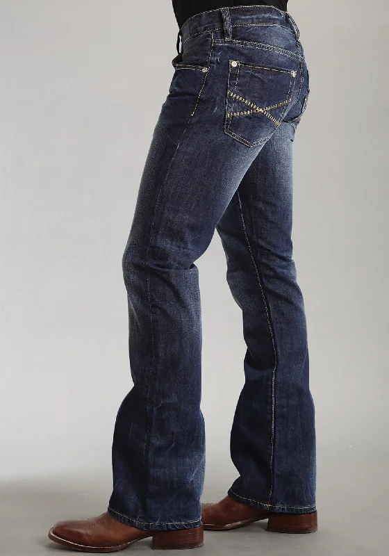 Mens Stetson Blue Cotton Blend Sandblasted Stitch Bootcut Rocks Fit Jeans Trendy Cut-Off Denim Shorts Mens Stetson Blue Cotton Blend Sandblasted Stitch Bootcut Rocks Fit Jeans Trendy Cut-Off Denim Shorts